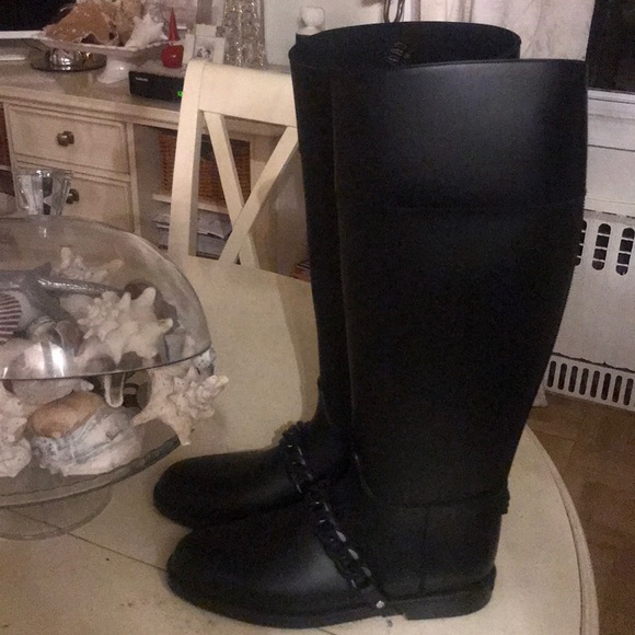 Givenchy Shoes - GIVENCHY PARIS AUTHENTIC RAIN RUBBER BOOTS 39 9